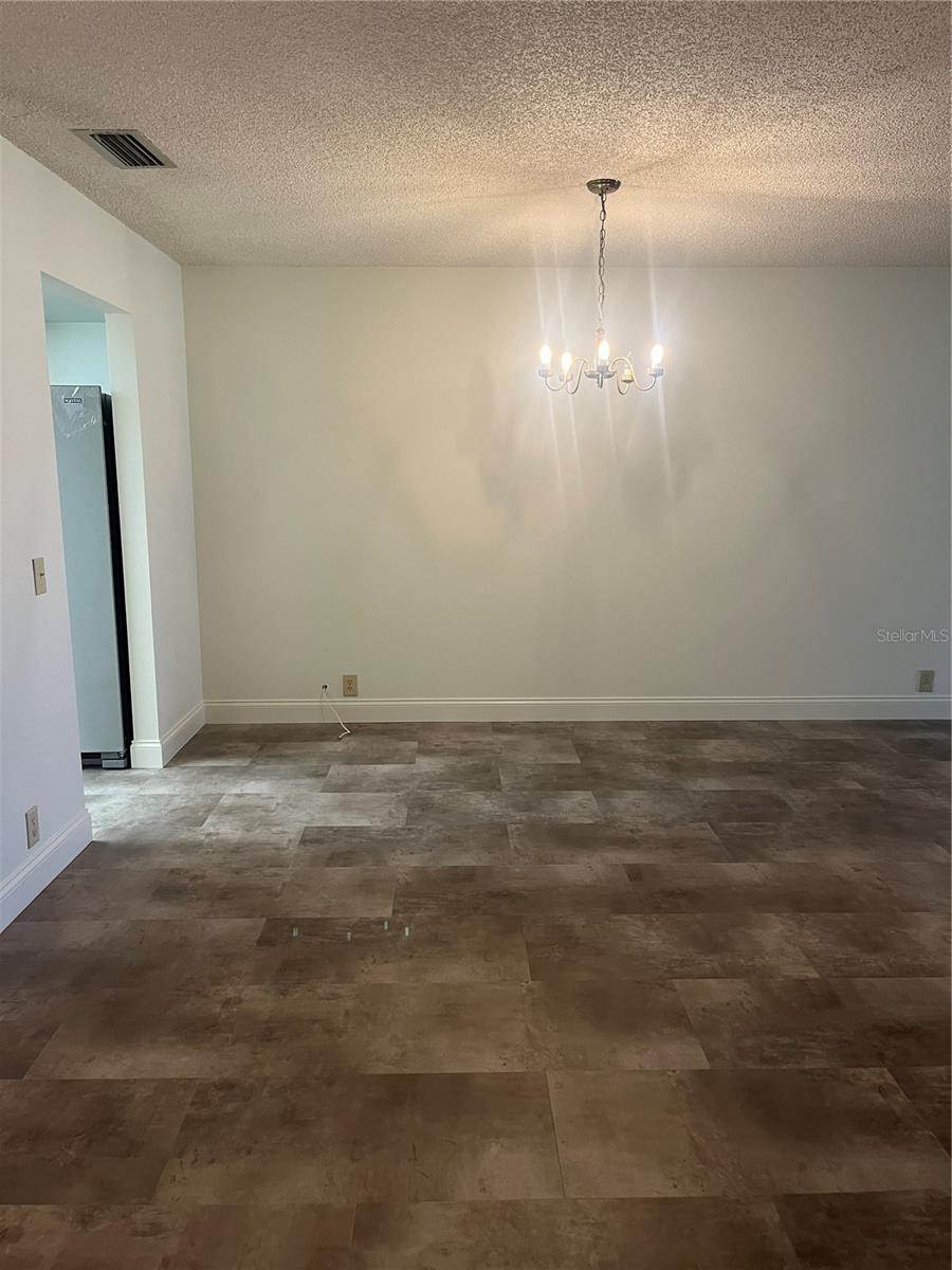683 Broadmoor Cir #683 Property Photo 11