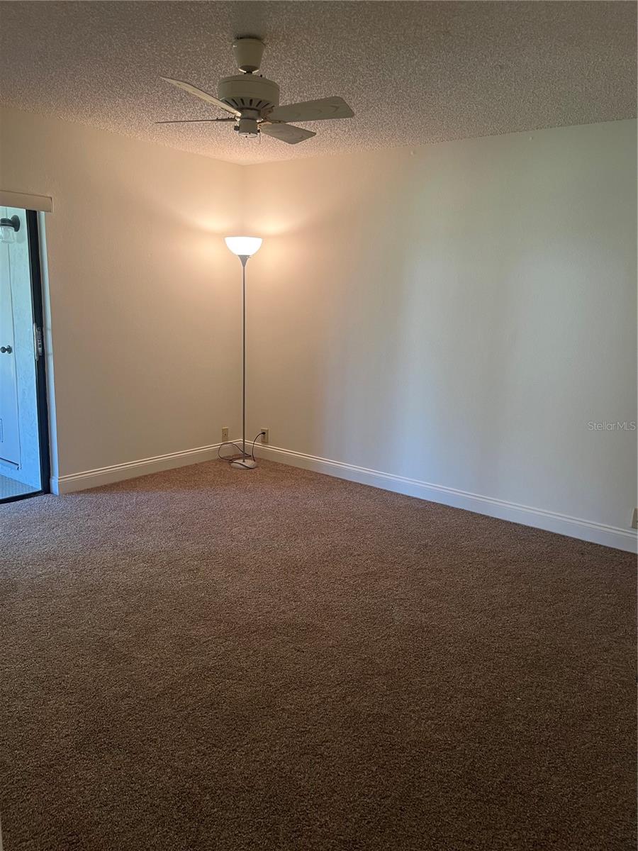 683 Broadmoor Cir #683 Property Photo 12