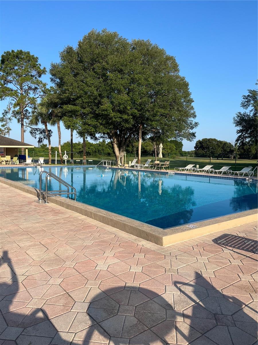 683 Broadmoor Cir #683 Property Photo 45