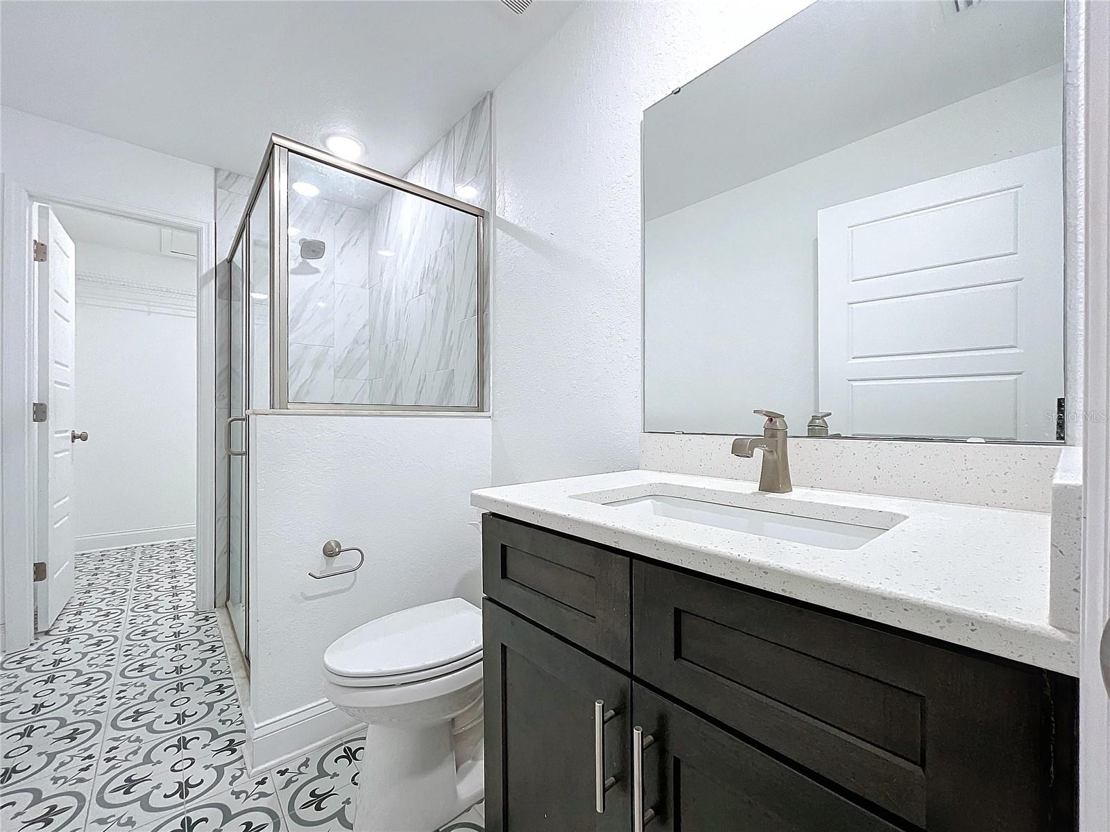 349 Honey Bee Ln Property Photo 11