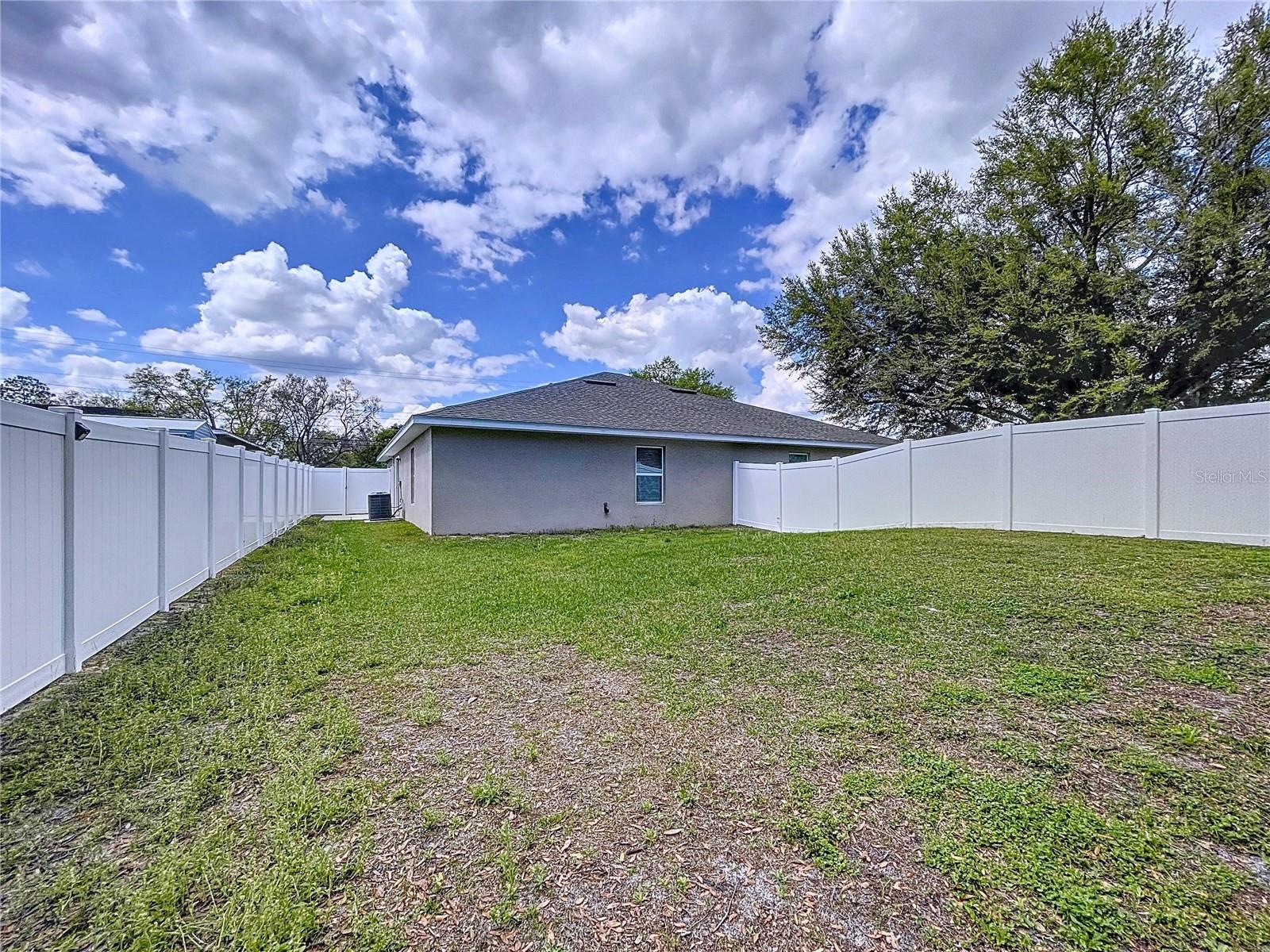 349 Honey Bee Ln Property Photo 25