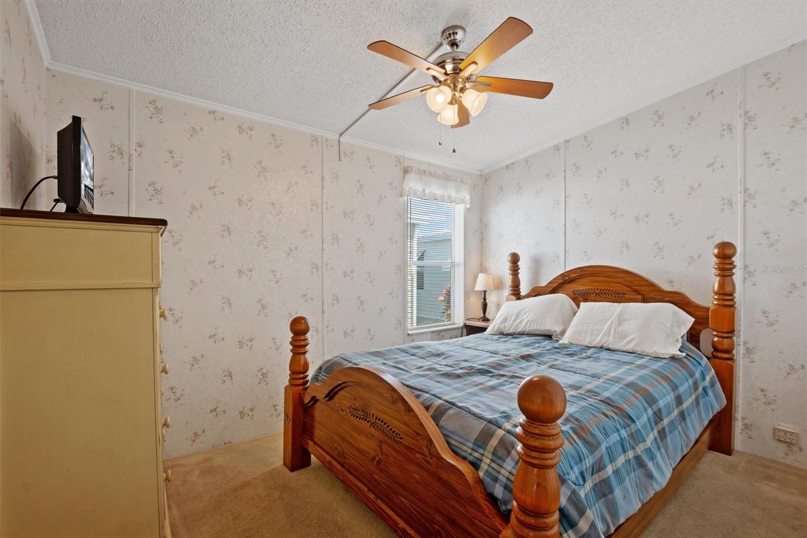 358 Pine Loop Property Photo 9