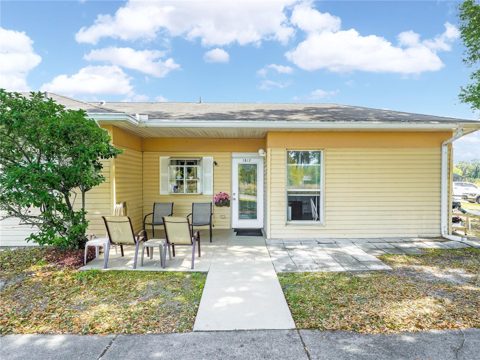1517 Club Cir #8992 Property Photo