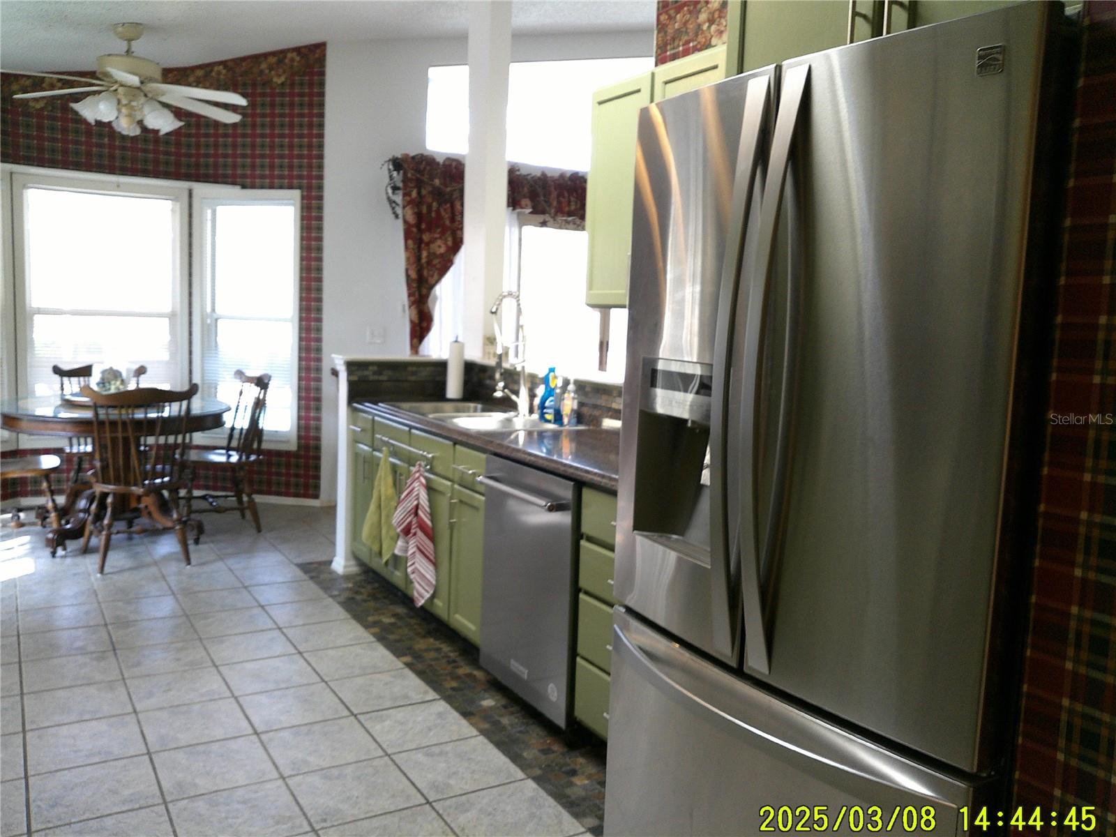 100 Heatherwood Blvd Property Photo 15