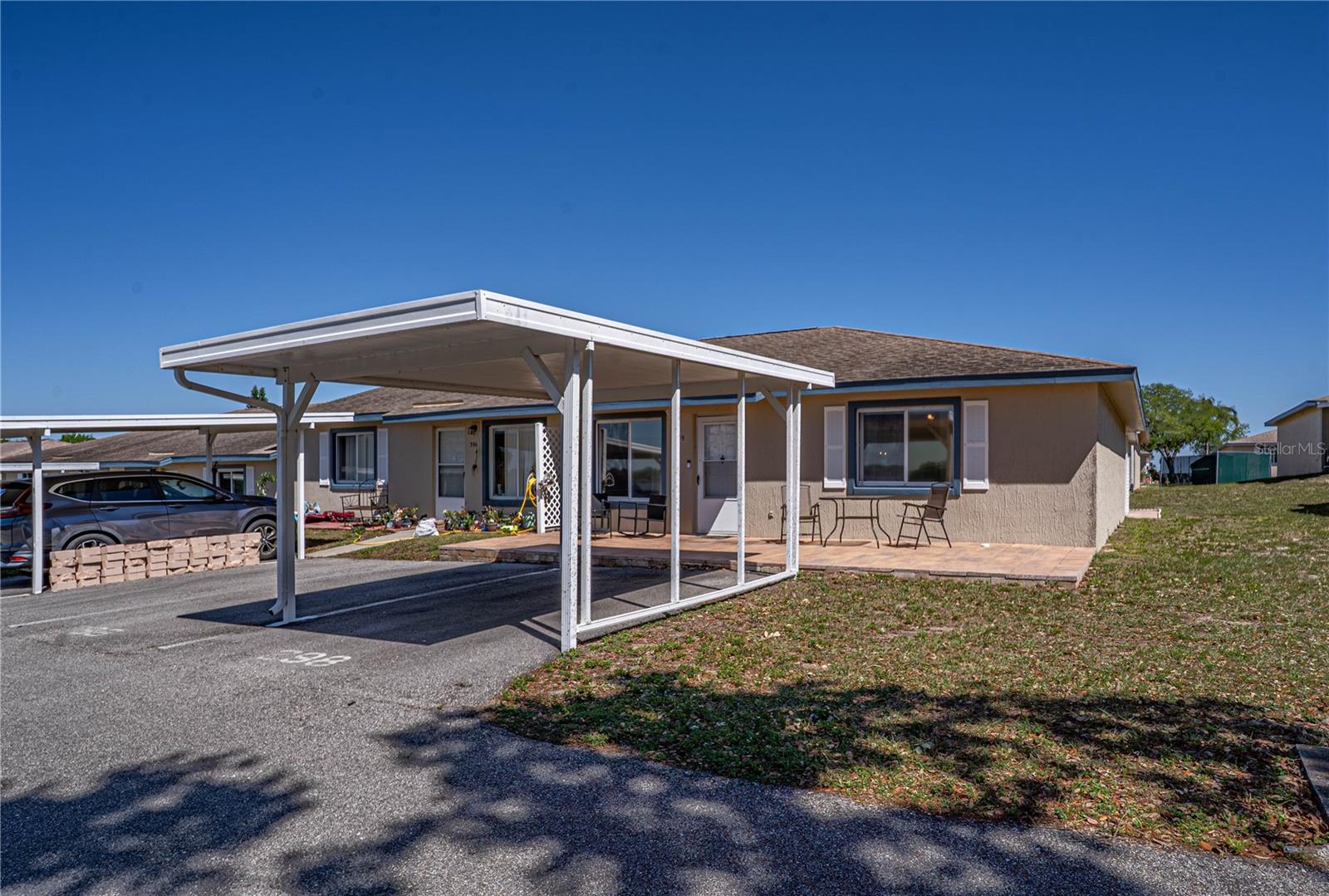 398 Winter Ridge Blvd #398 Property Photo 1