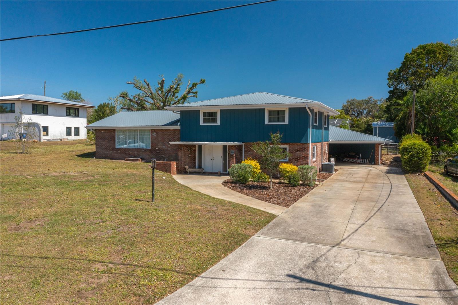 Frostproof Middle- Senior High Real Estate Listings Main Image