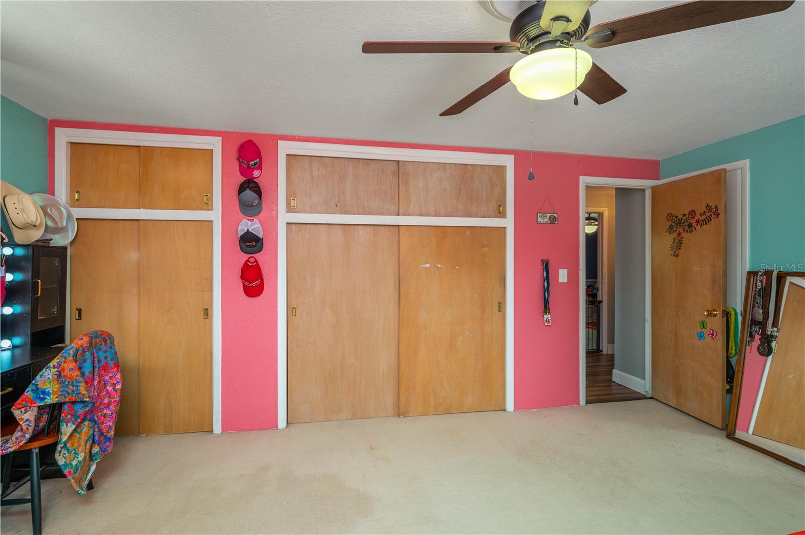 20 Heights Ave Property Photo 21