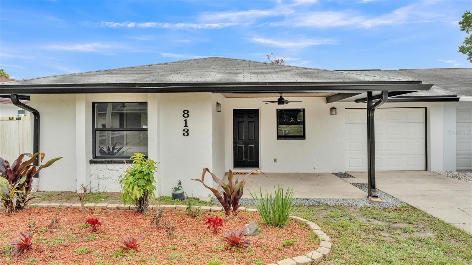 813 Mikasuki Dr Property Photo 1