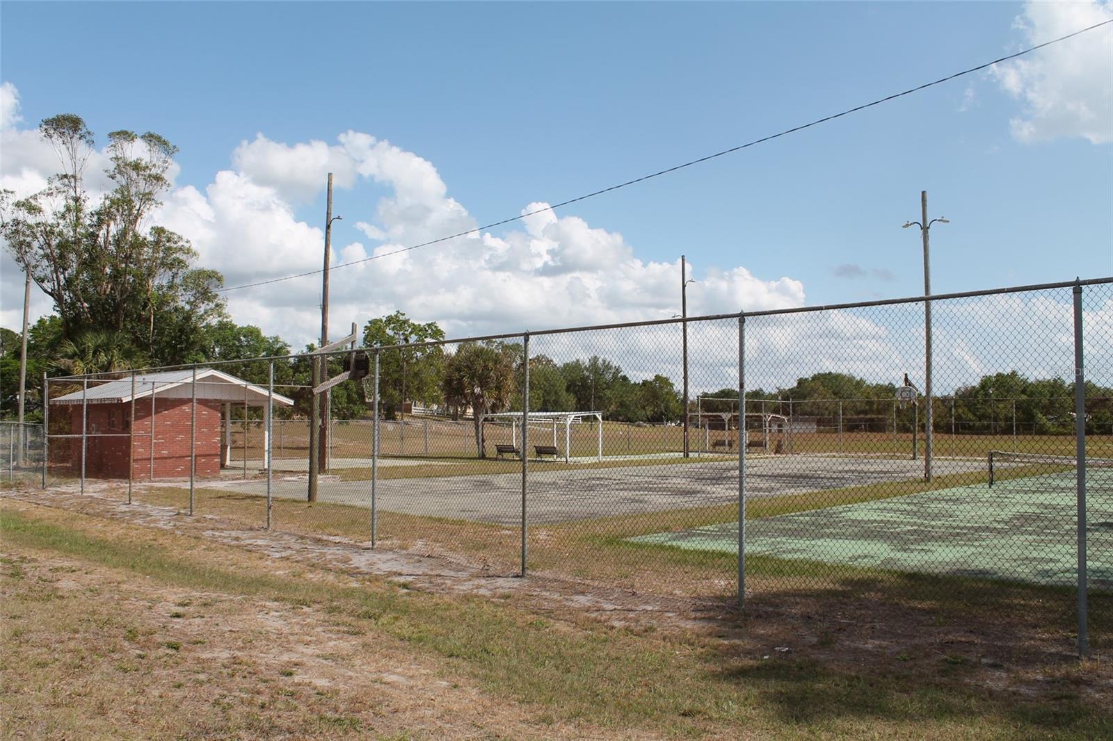 Lemon Dr Property Photo 12