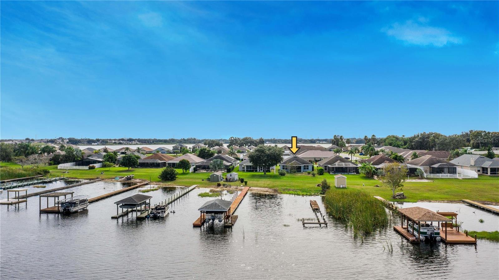 4099 Island Lakes Dr Property Photo 9