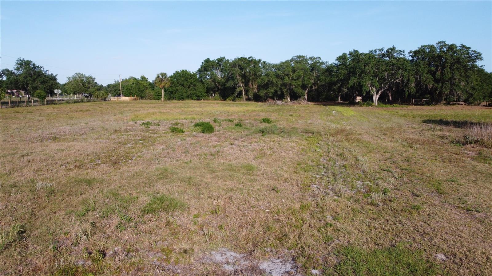 1412 Friendship Ln Property Photo 12