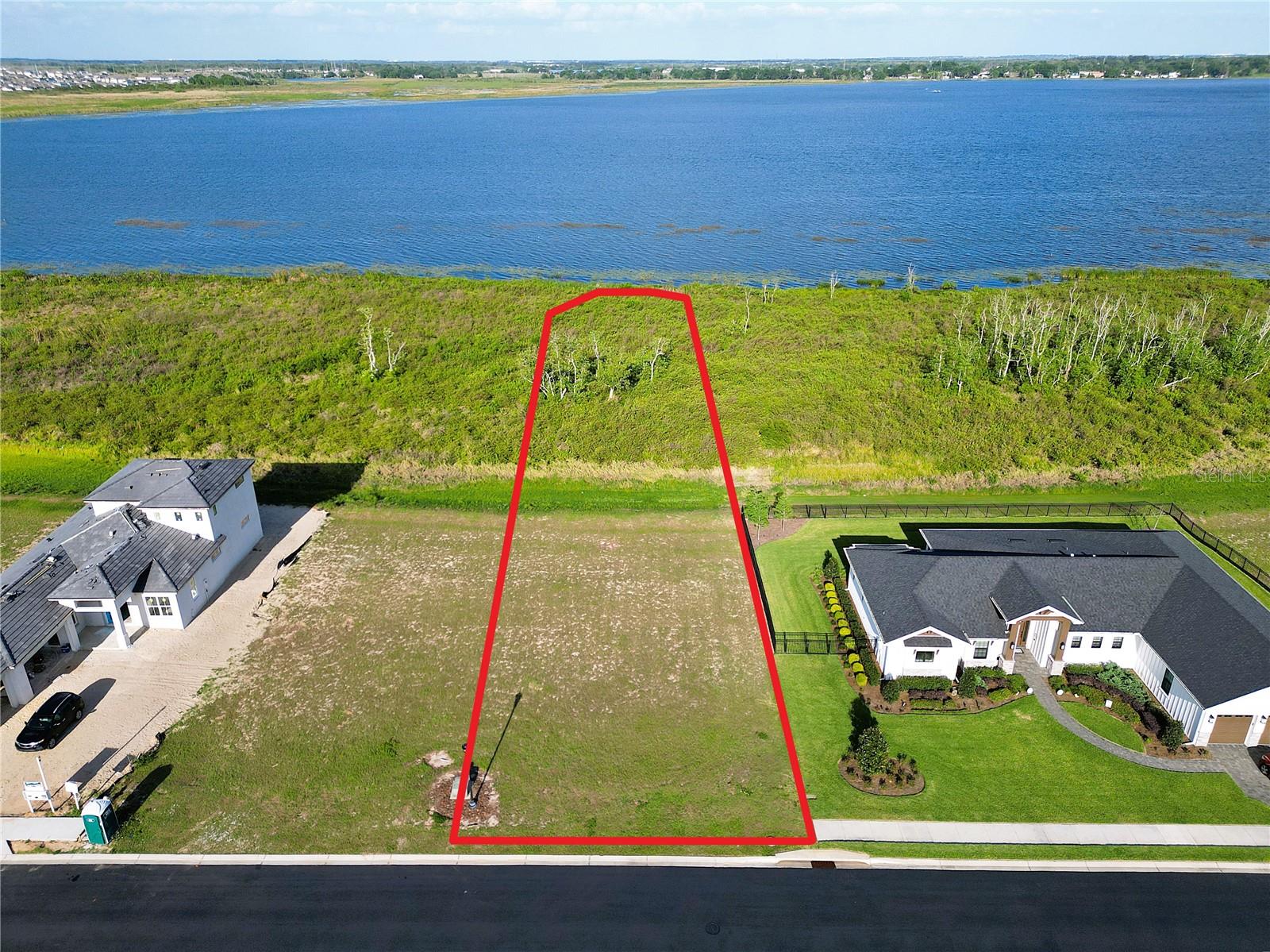 328 Caladium Ave Property Photo