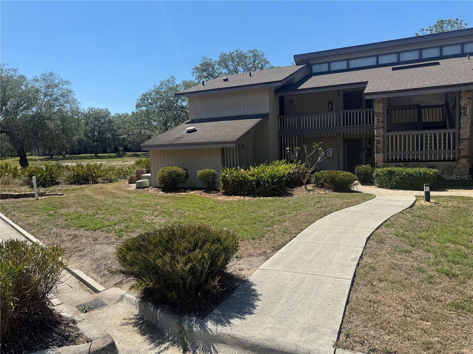 670 Olde Camelot Cir #3260 Property Photo
