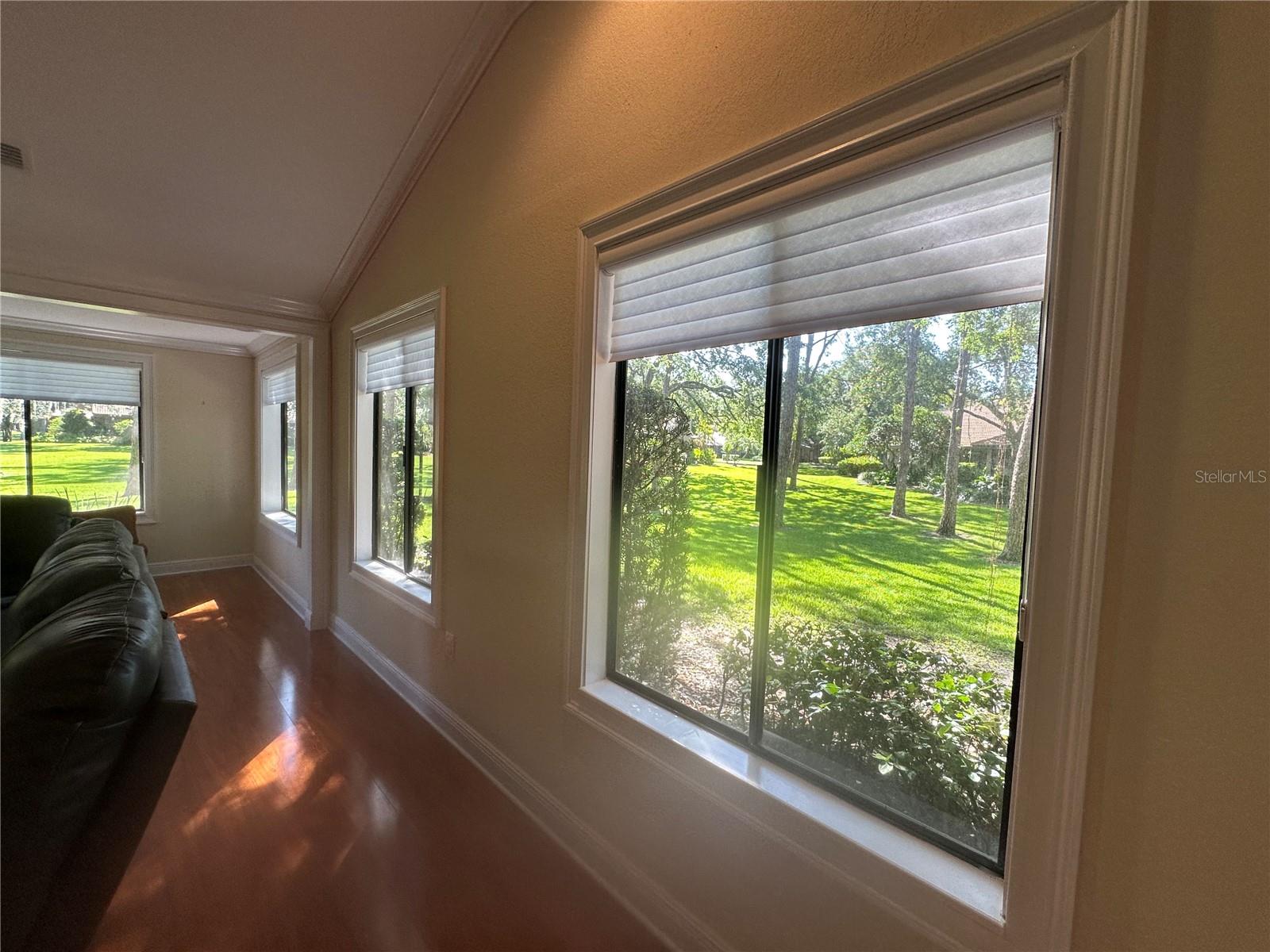 104 Woden Way Property Photo 8