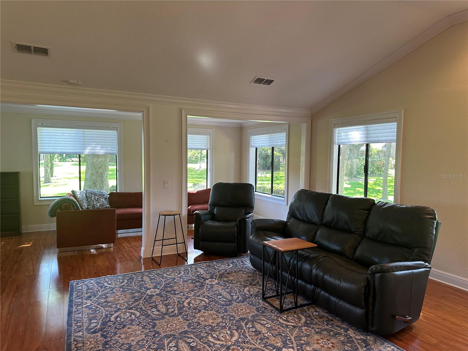 104 Woden Way Property Photo 10