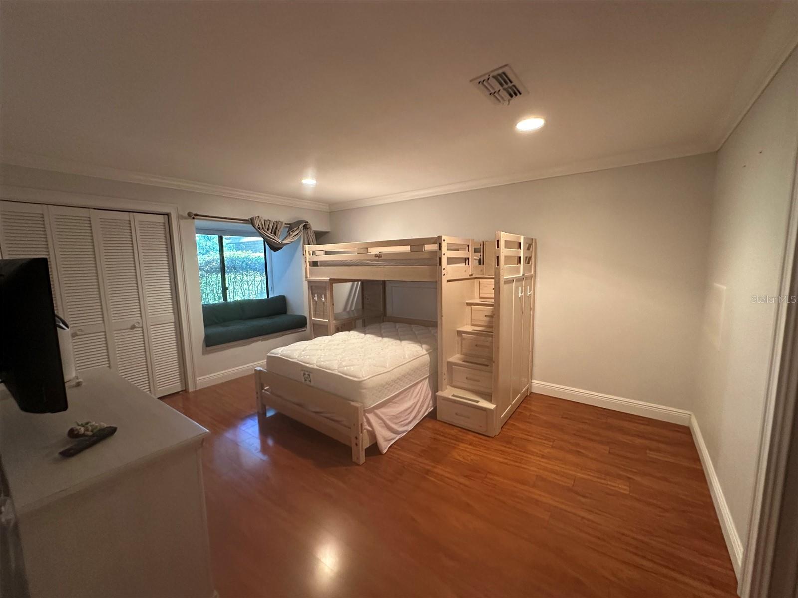 104 Woden Way Property Photo 28