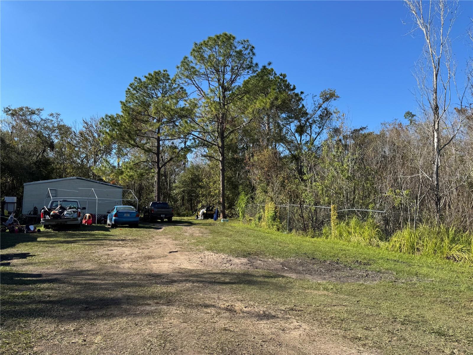 2220 Ellie Rd #b Property Photo