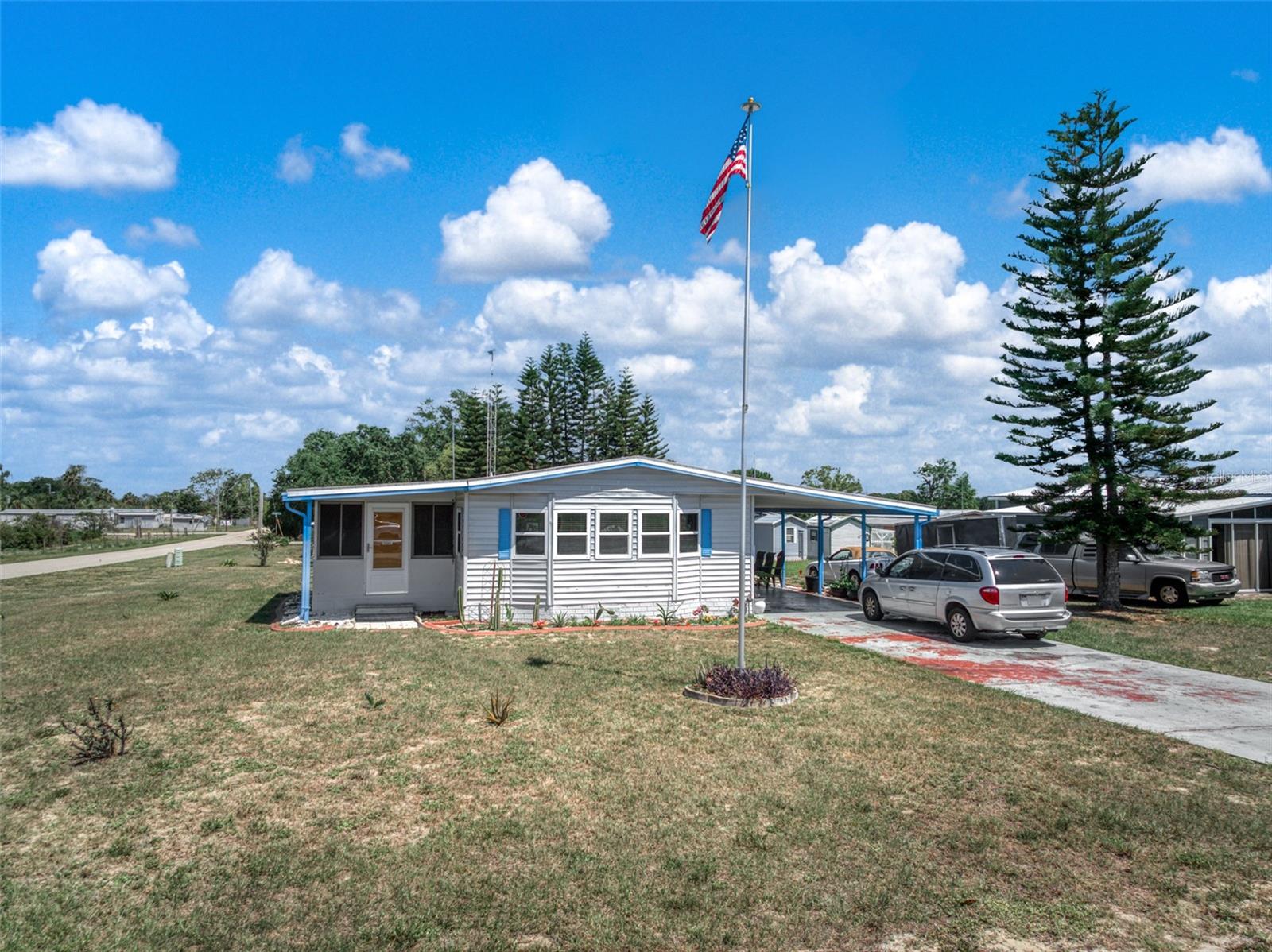 109 S Winter Cir Property Photo