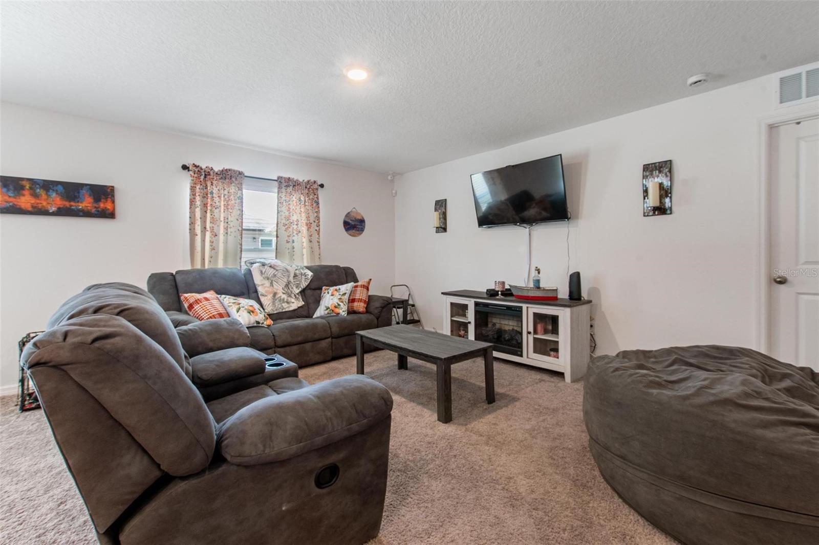 500 Rio Grande Dr Property Photo 3