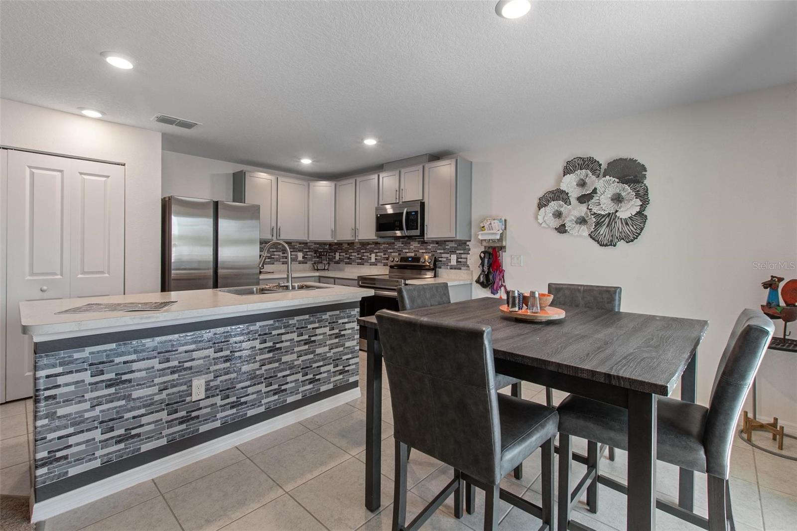 500 Rio Grande Dr Property Photo 7