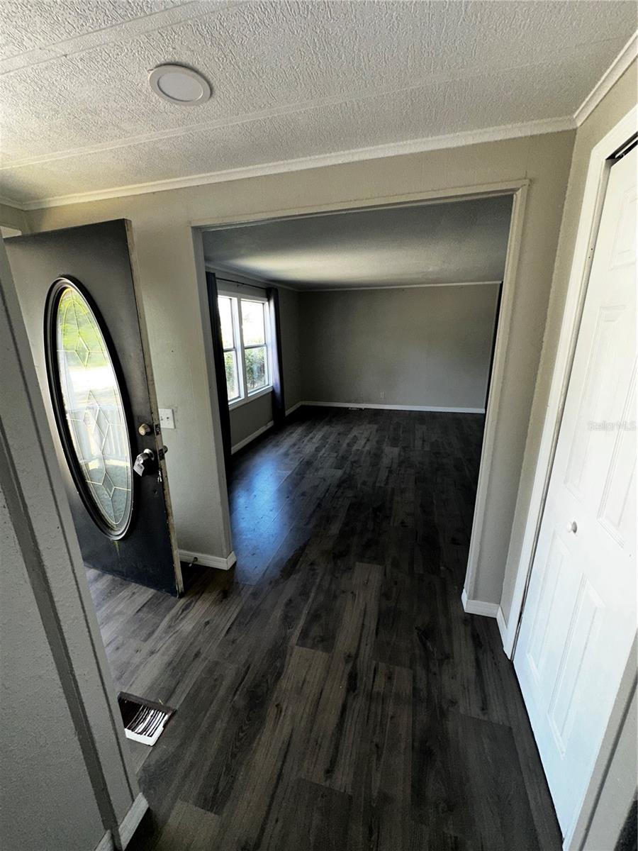 5812 Red Fox Dr Property Photo 5