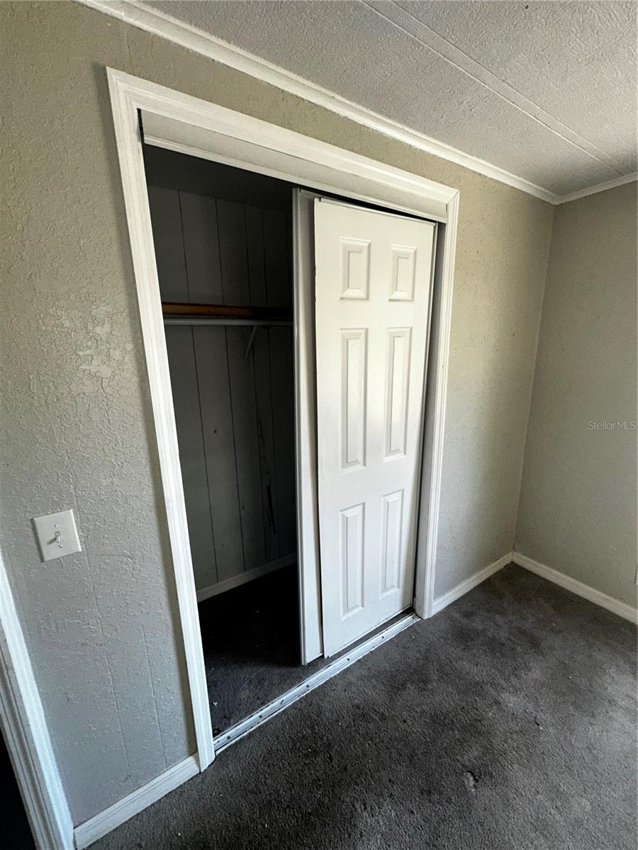 5812 Red Fox Dr Property Photo 7
