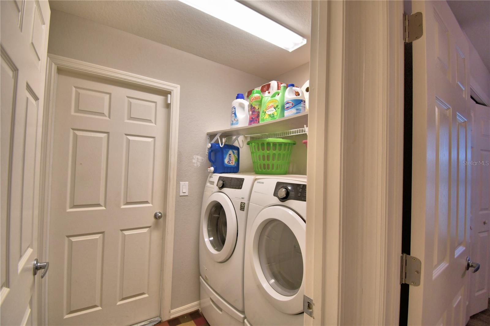 710 Persian Dr Property Photo 13