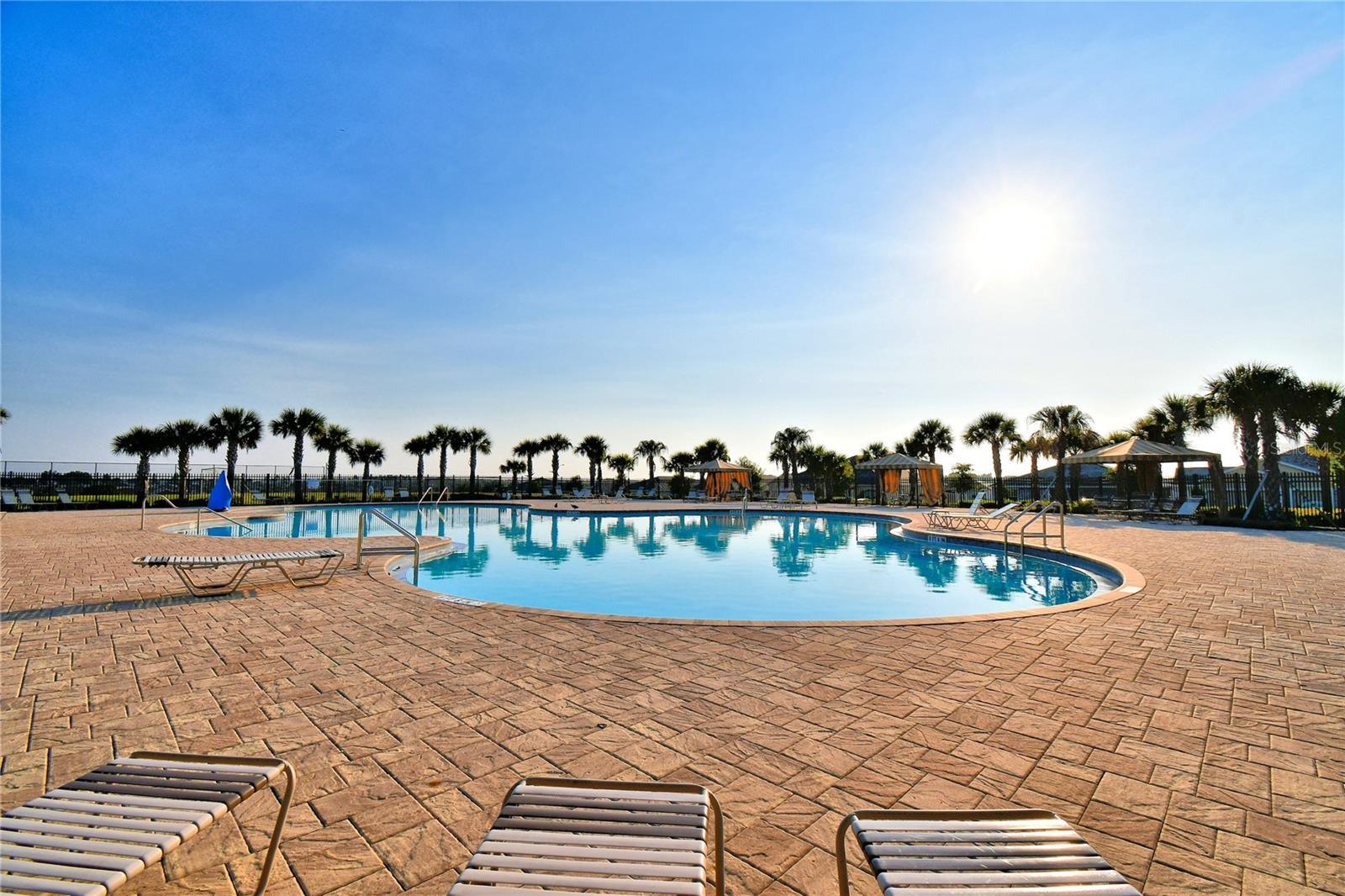 710 Persian Dr Property Photo 14