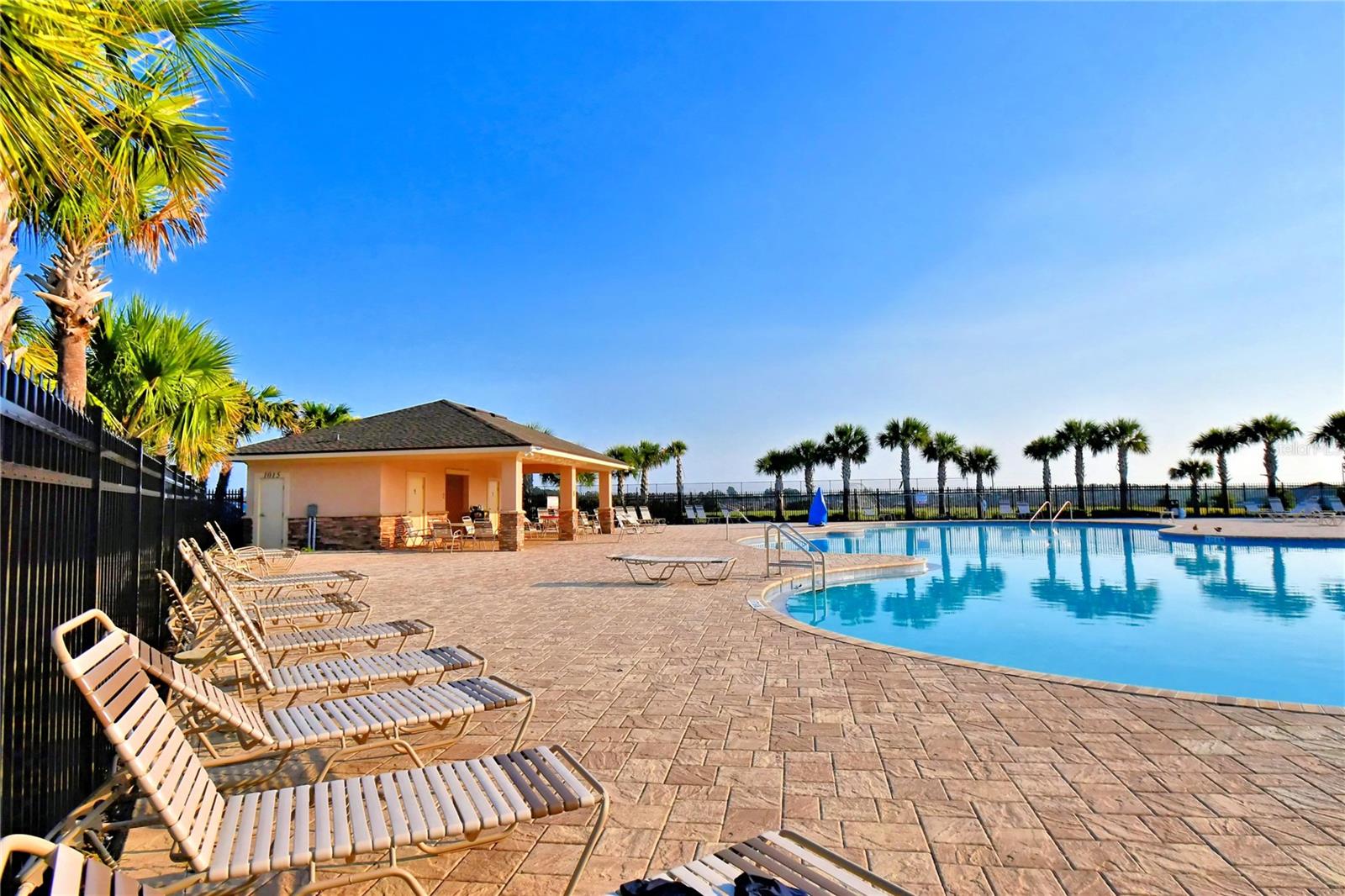 710 Persian Dr Property Photo 15