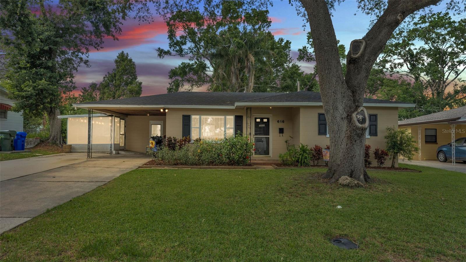 616 Oriole Dr Property Photo 1