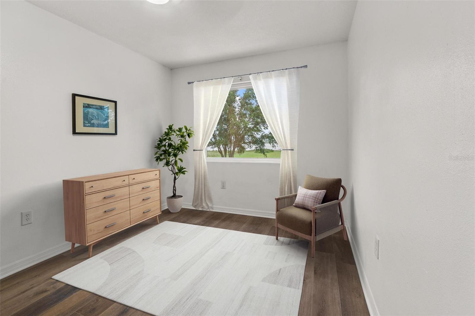 1256 Center St Property Photo 19