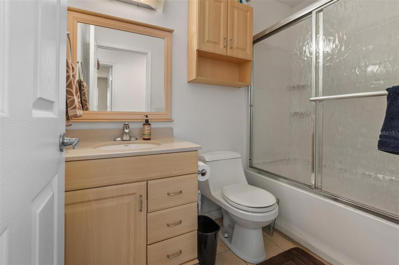 1256 Center St Property Photo 21