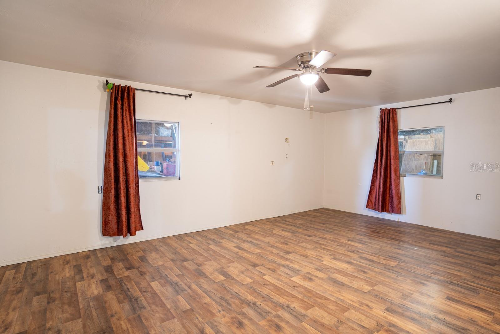 220 Davenport Blvd Property Photo 19