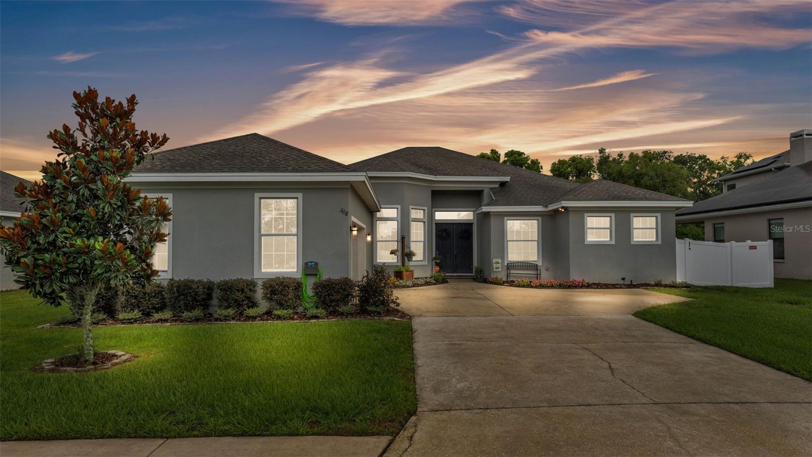 308 Kissengen Park Dr Property Photo 1