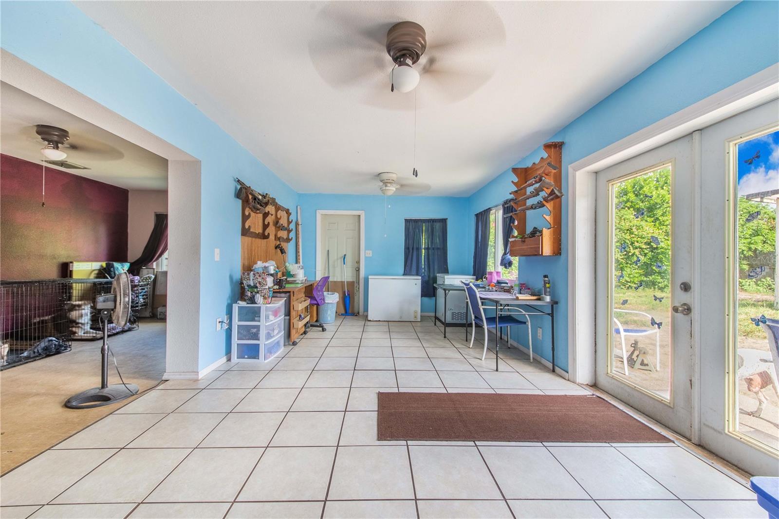 400 E Pomelo St Property Photo 10