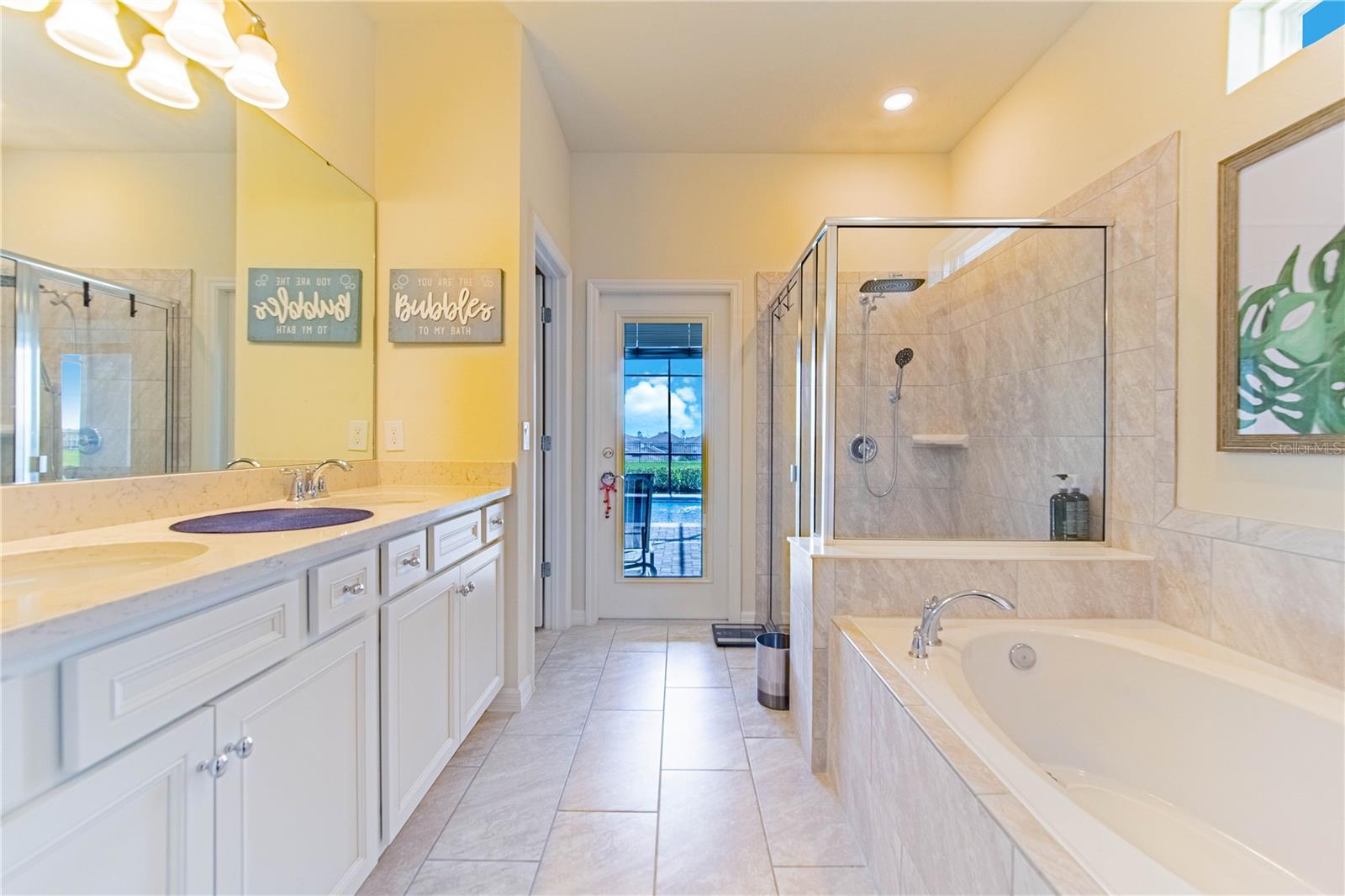 2090 Lelani Cir Property Photo 27