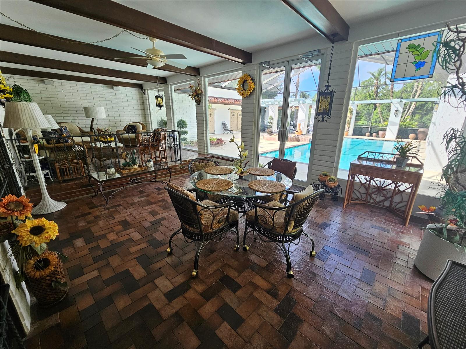 200 Island Way Property Photo 37
