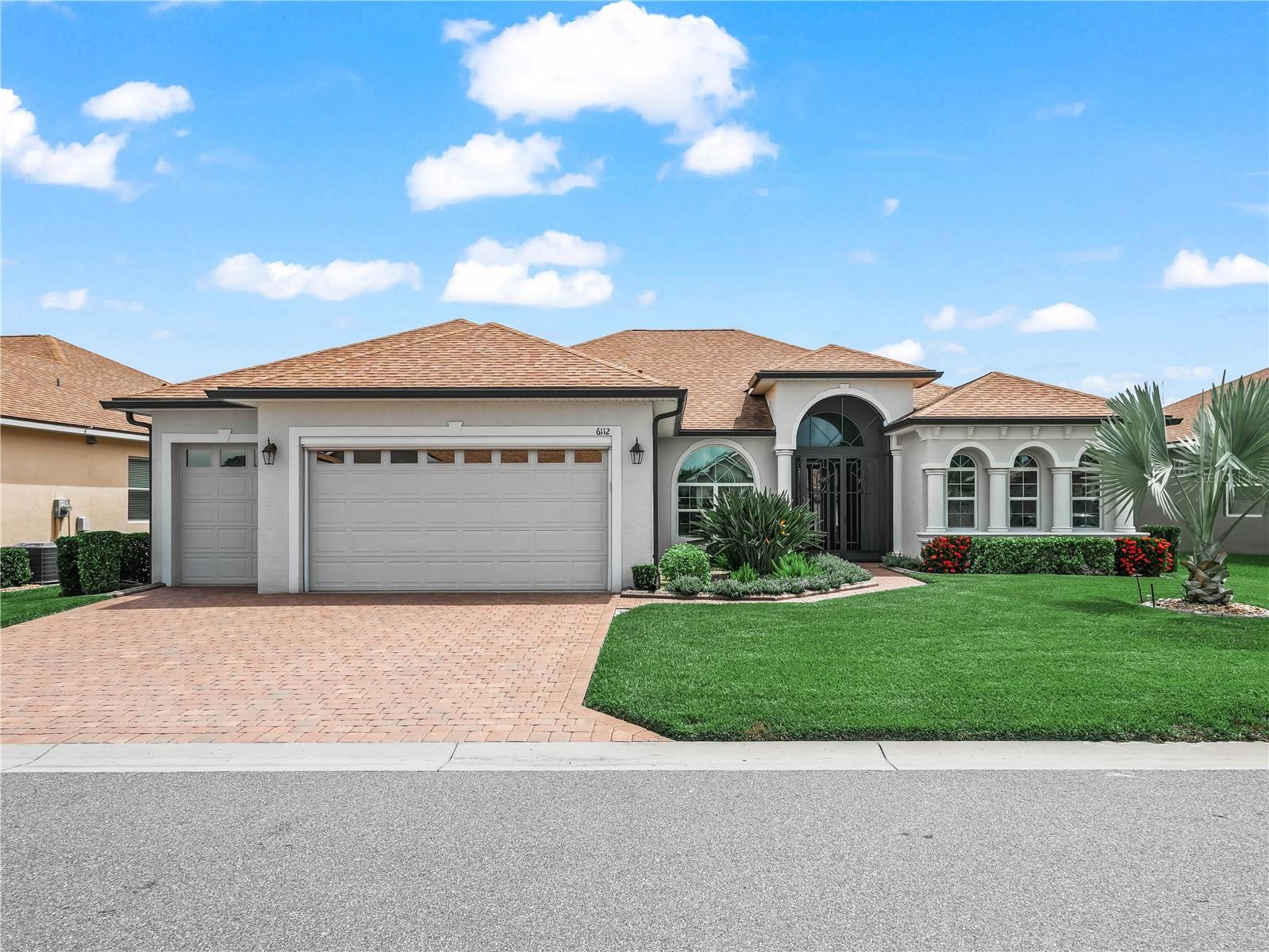 6112 PEBBLE BEACH BLVD Property Photo 1