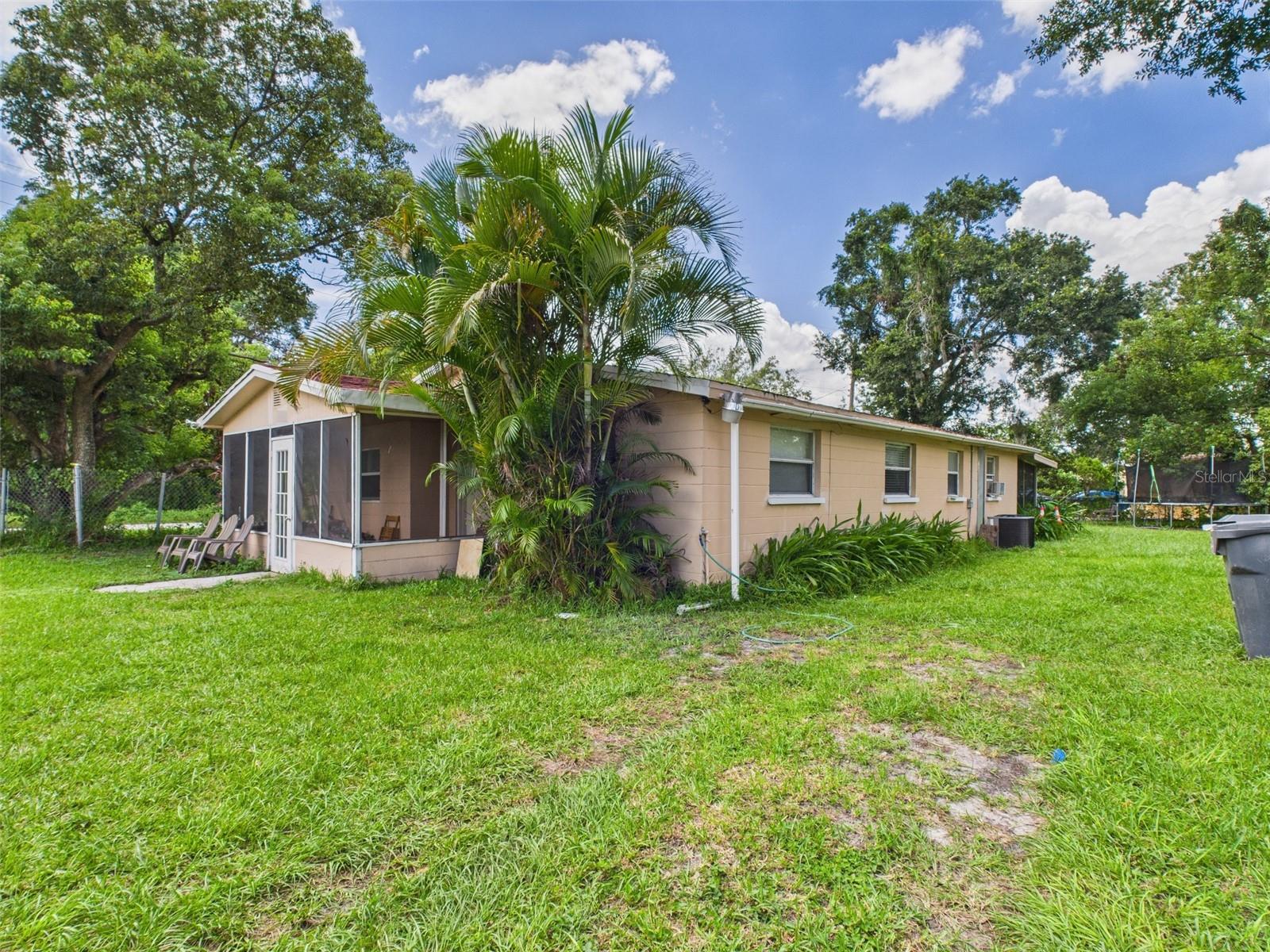 2119 W Patterson St Property Photo 18