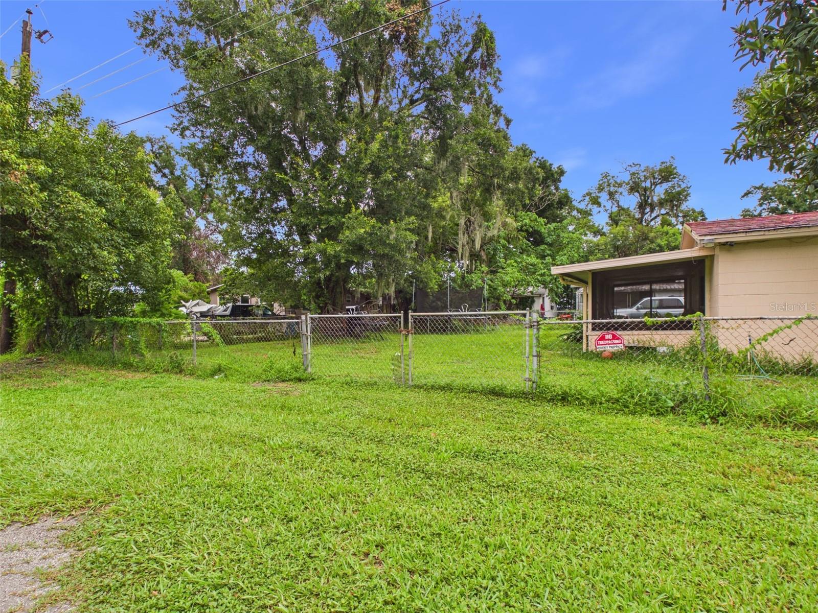 2119 W Patterson St Property Photo 29