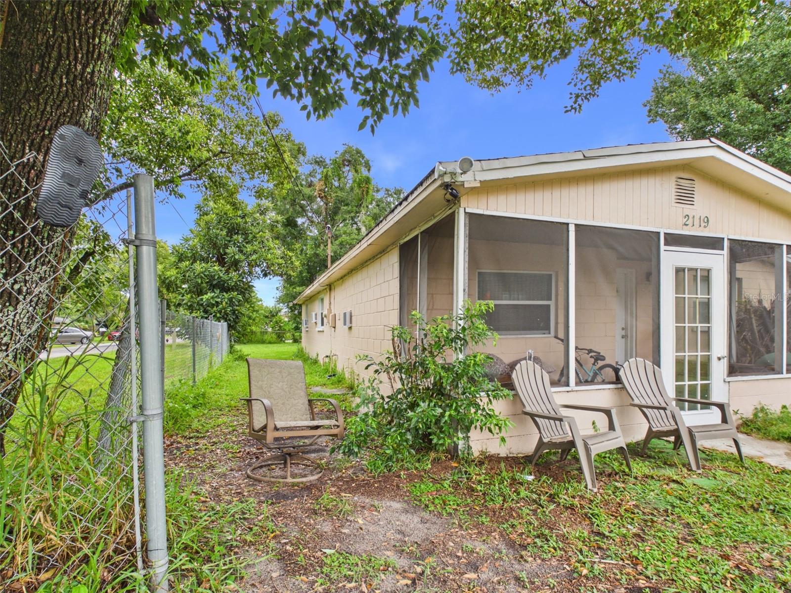 2119 W Patterson St Property Photo 37