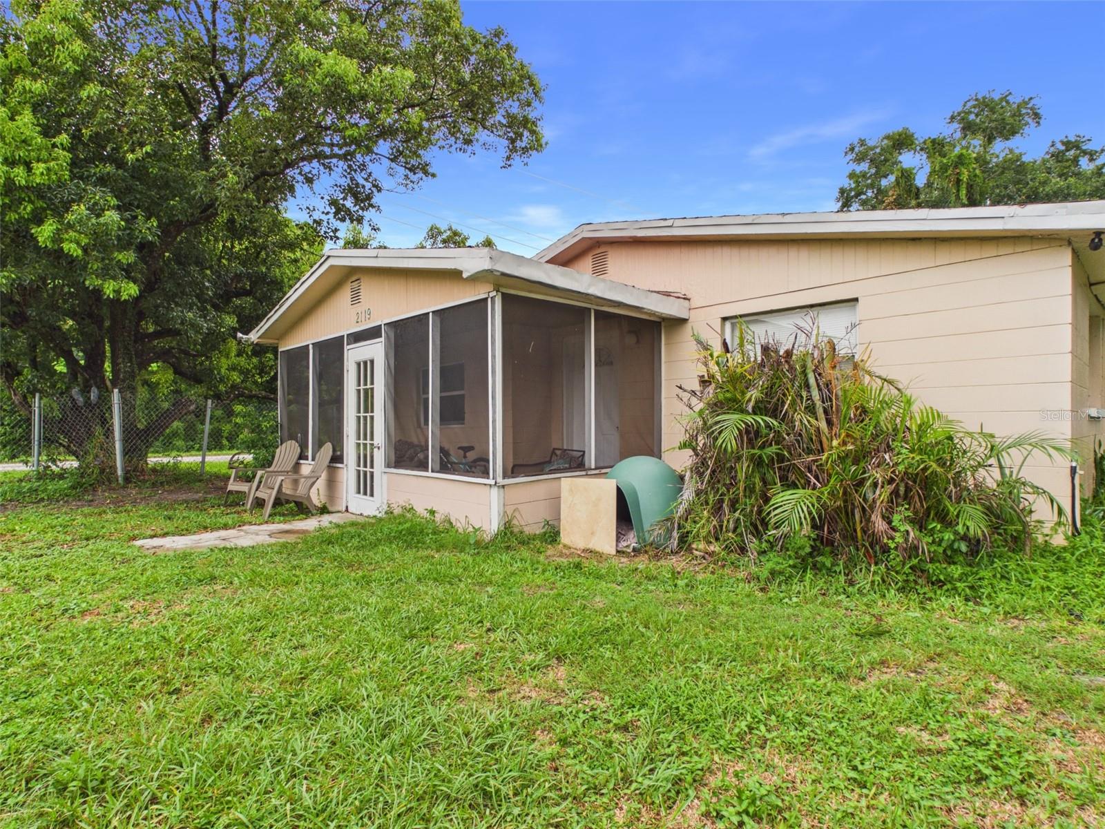 2119 W Patterson St Property Photo 38