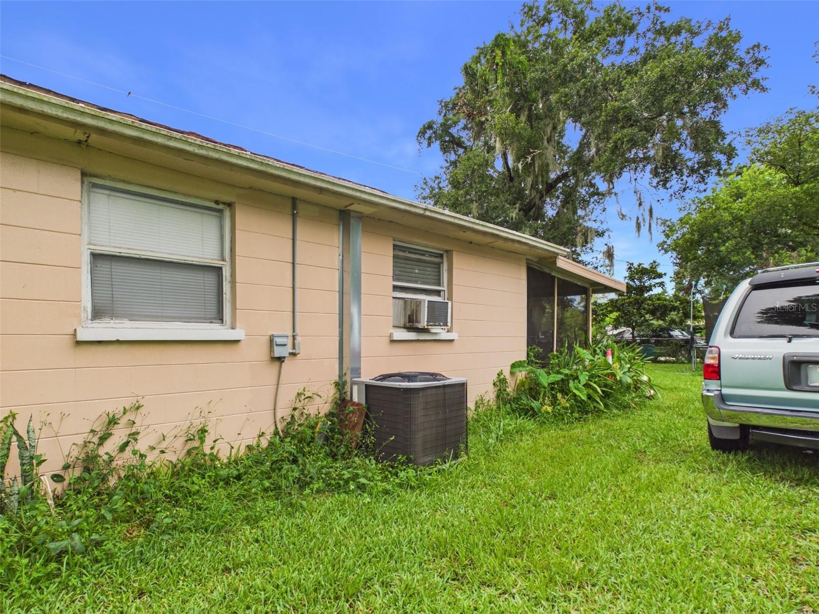 2119 W Patterson St Property Photo 41