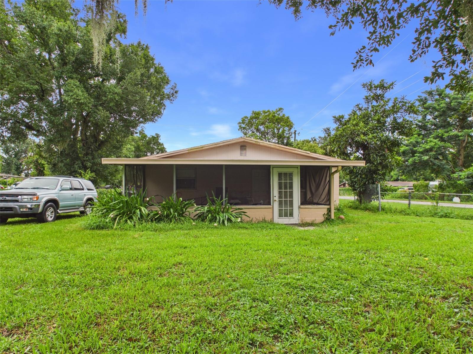 2119 W Patterson St Property Photo 43