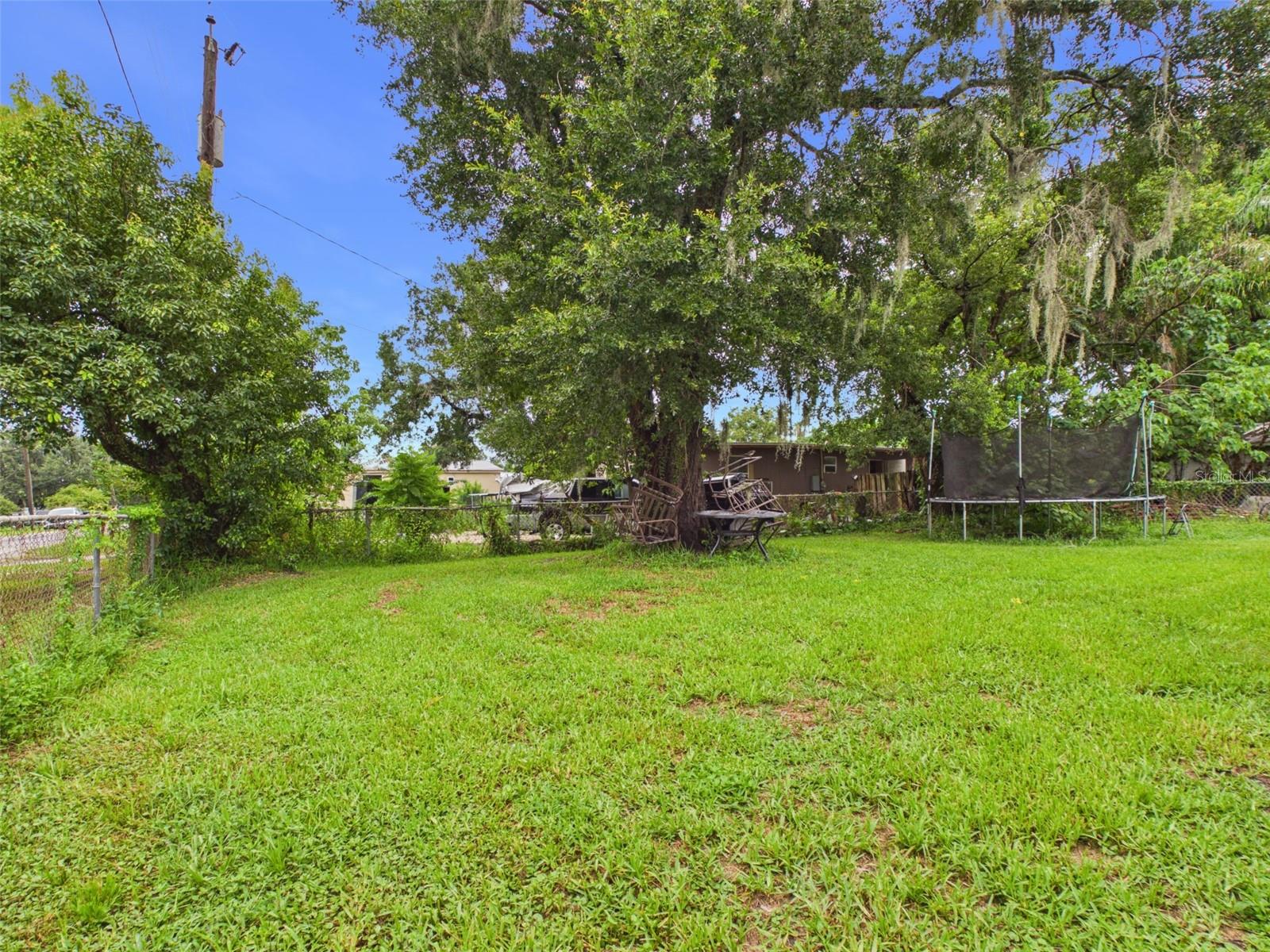 2119 W Patterson St Property Photo 46