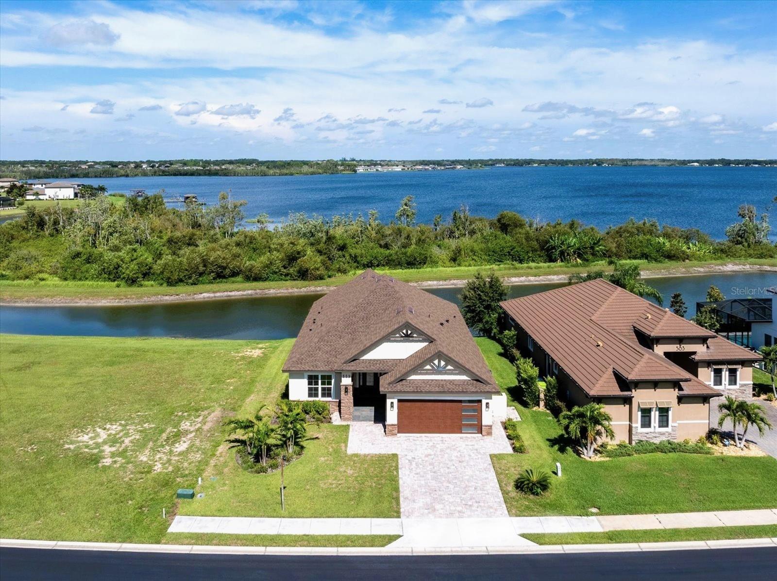 559 Waterfern Trail Dr Property Photo 3