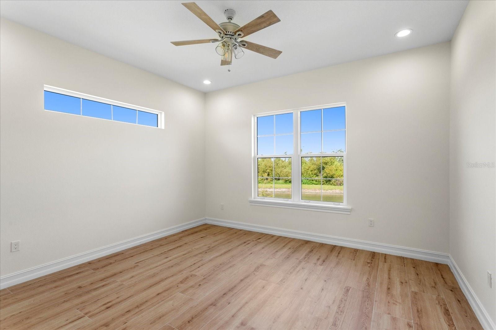 559 Waterfern Trail Dr Property Photo 23