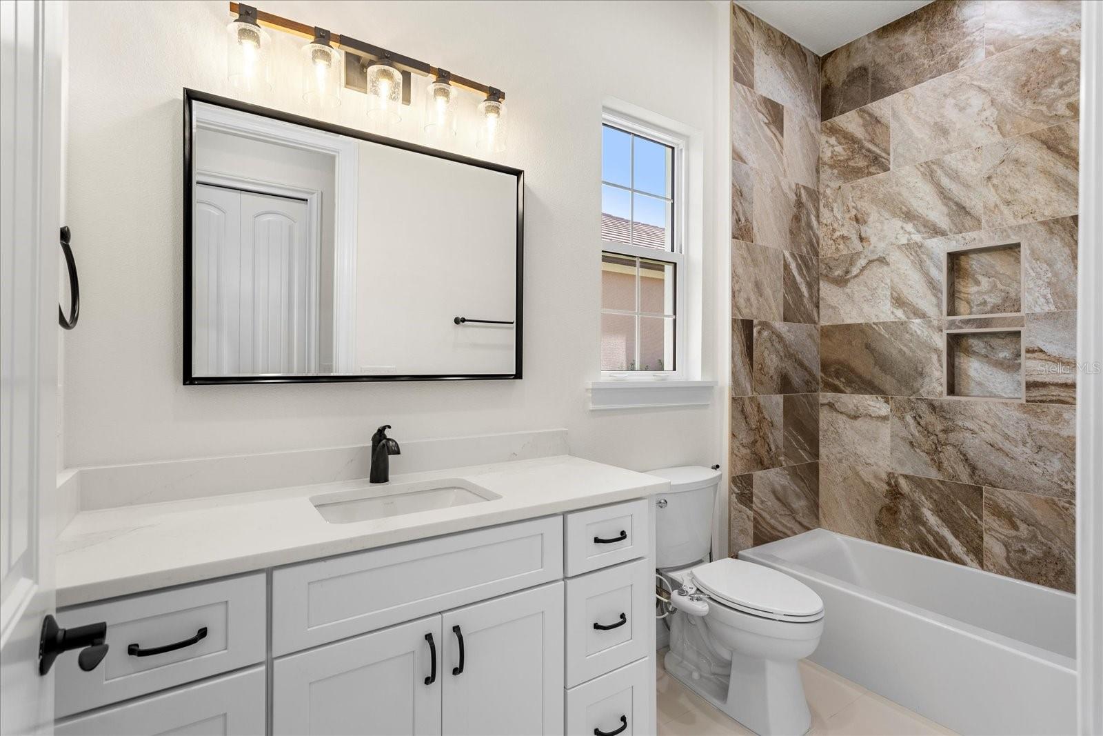 559 Waterfern Trail Dr Property Photo 29