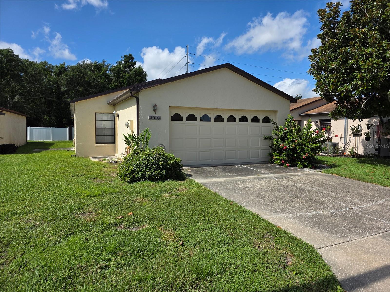 1818 San Salvador Ct Property Photo 1