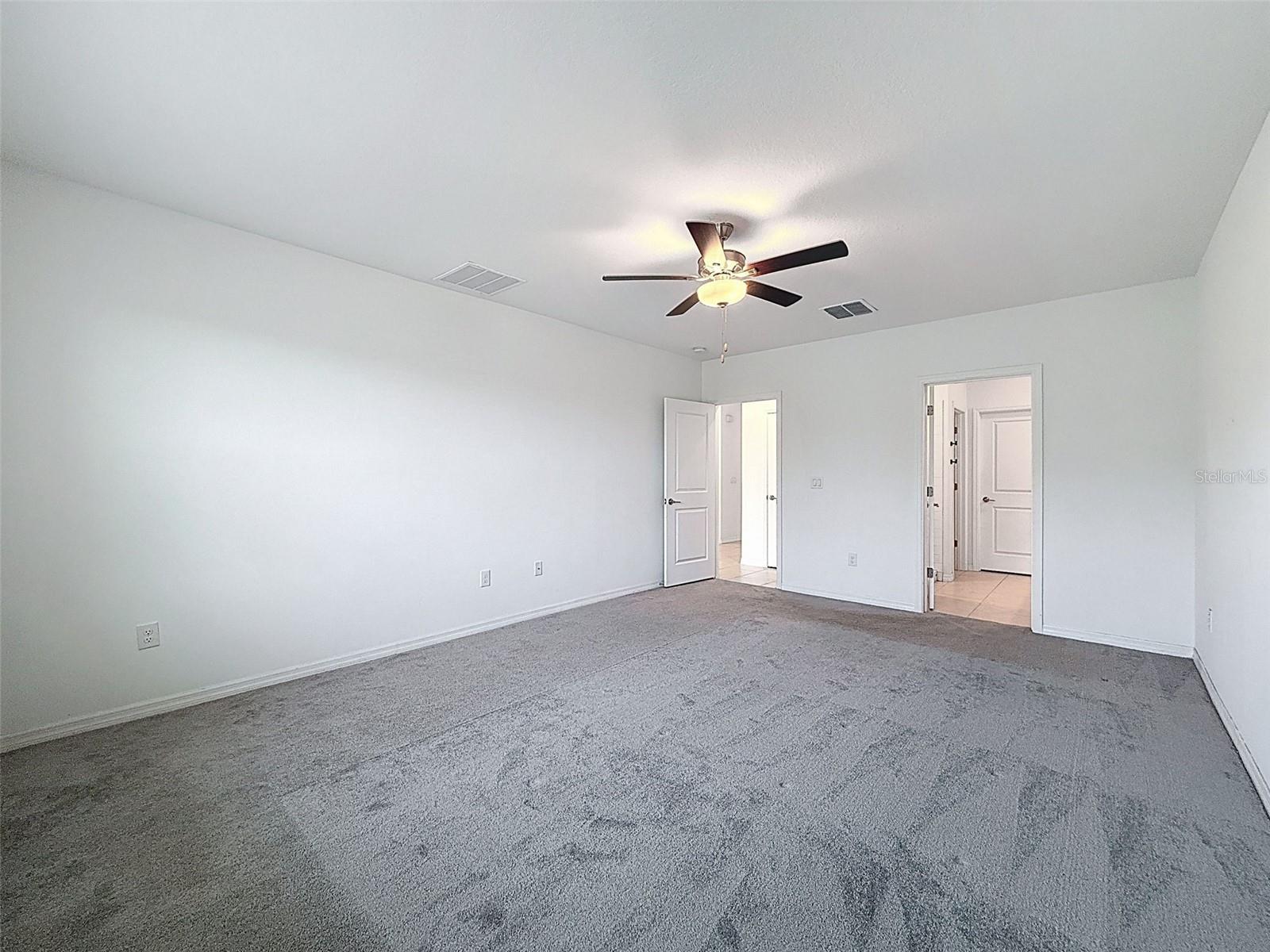 4395 Trotters Way Property Photo 17